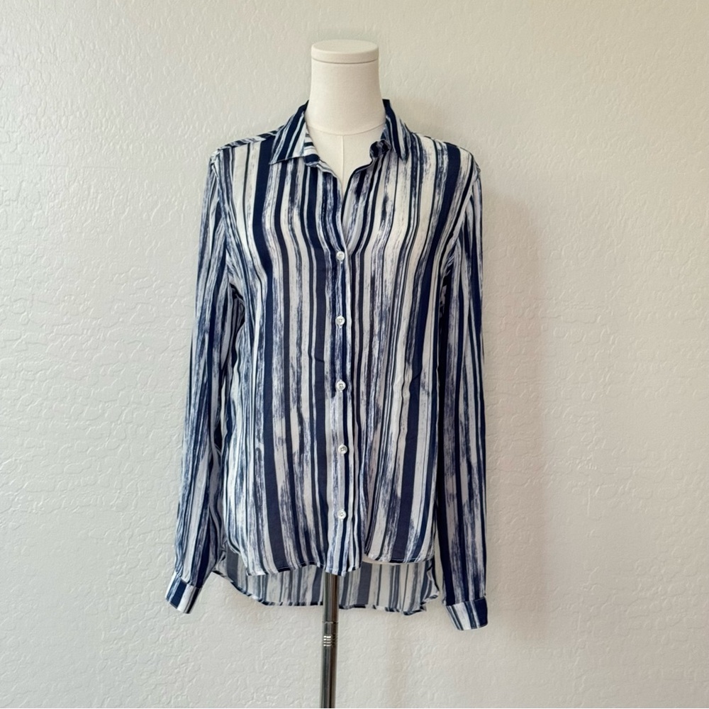 Chelsea & Violet Blue and White Striped Button Down Shirt